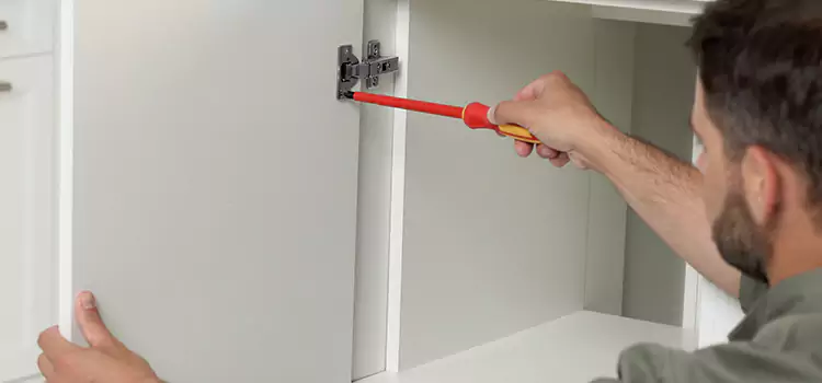 Screen Door Hinge Repair Omaha